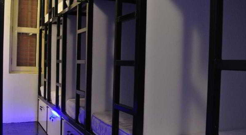 Plush Pods Pansiyon Singapur Dış mekan fotoğraf